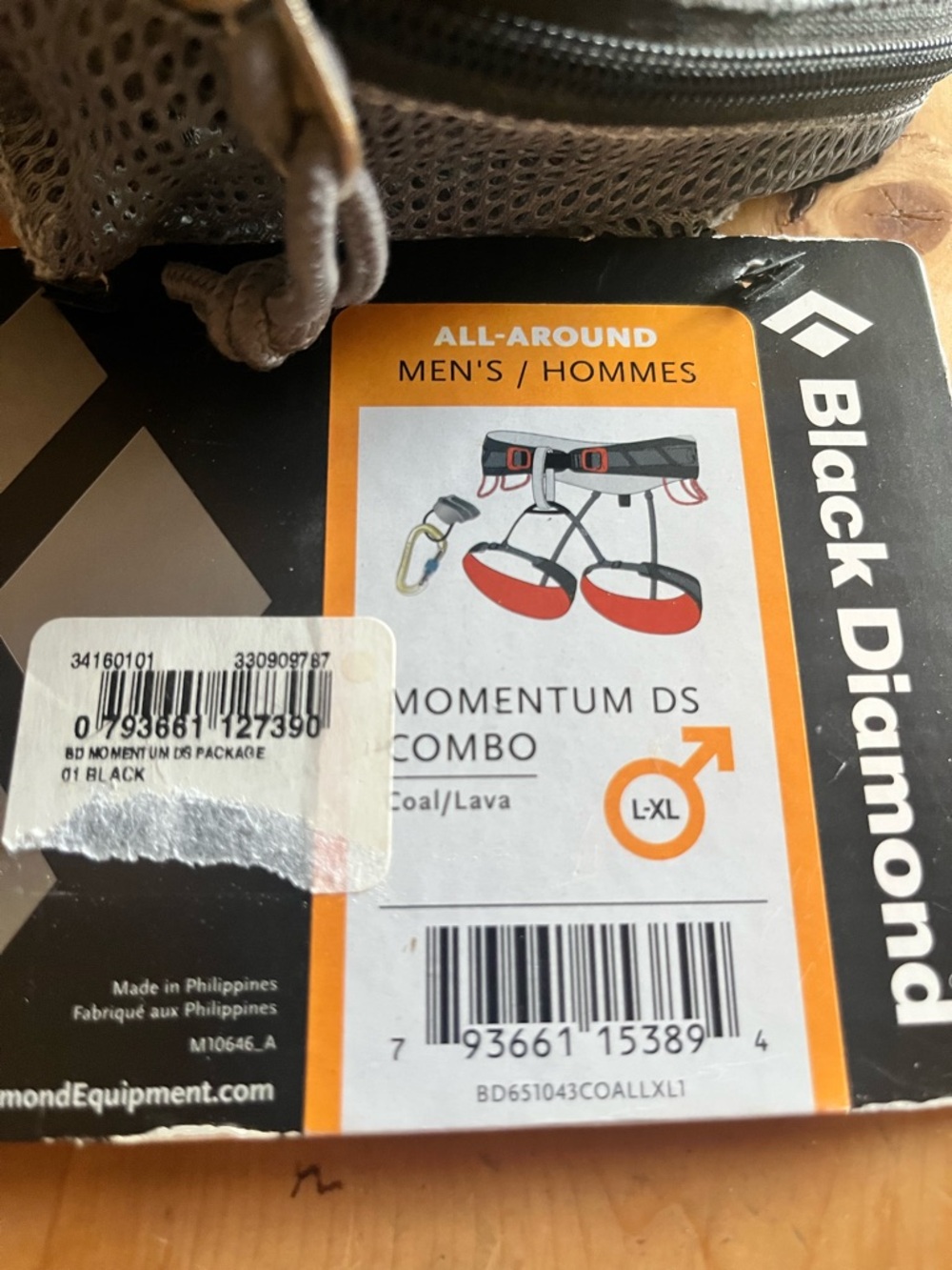 Black Diamond climbing harness. Brand new never been used. L/XL